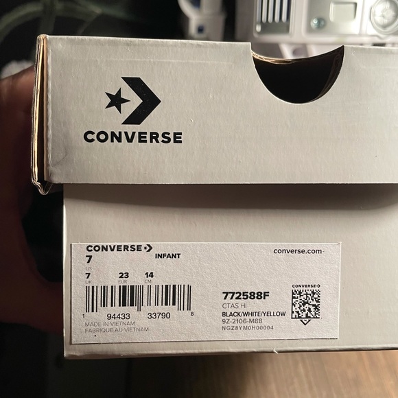 New Converse x Basquiat Chuck Taylor All Star Hi Top Black "Dino" Sneaker - Picture 8 of 11